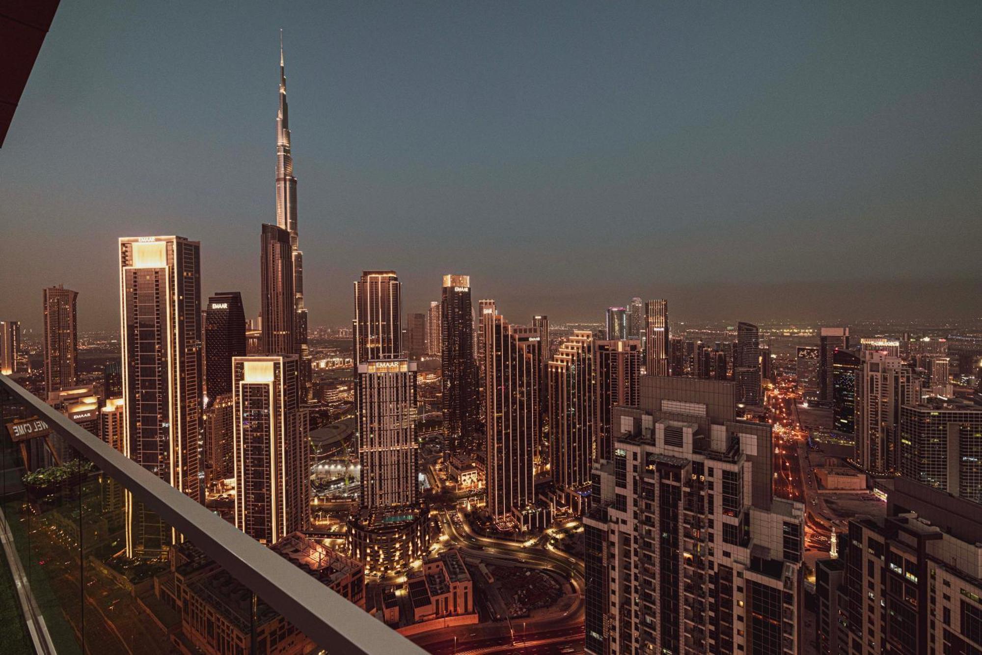 Paramount Midtown, Infinity Pool, Burj Skyline Views Lägenhet Dubai Exteriör bild